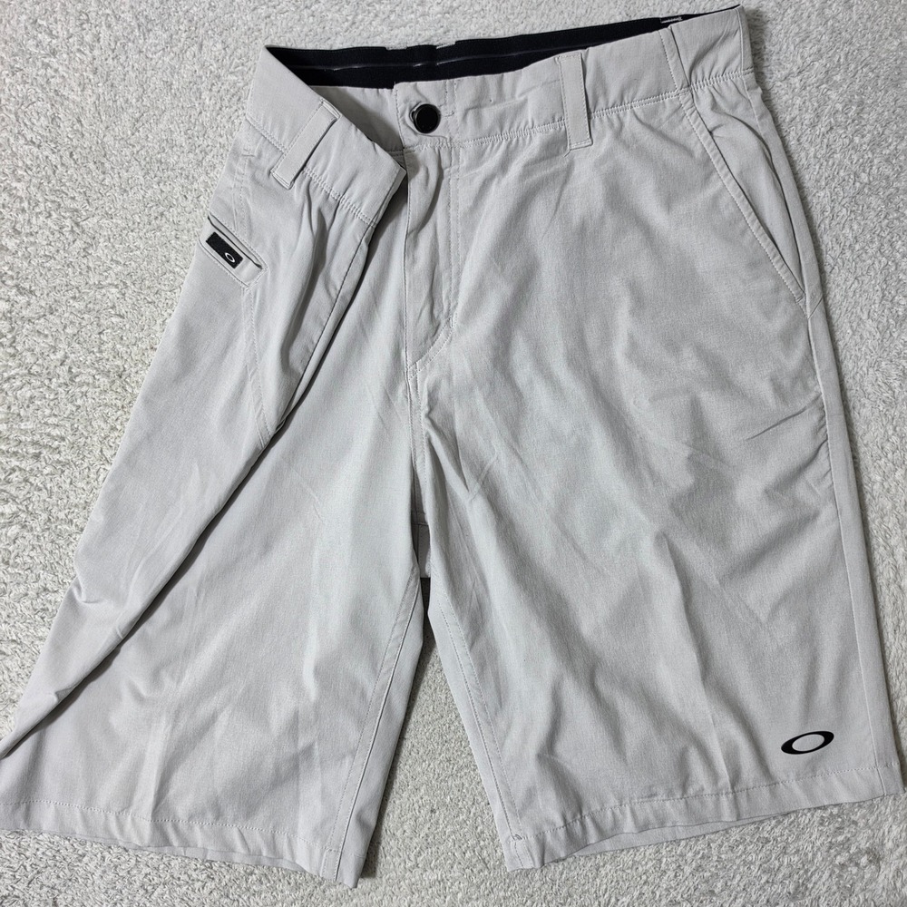 Oakley Shorts Mens 36/10 Gray Regular‎ Fit Performance Golf Activewear